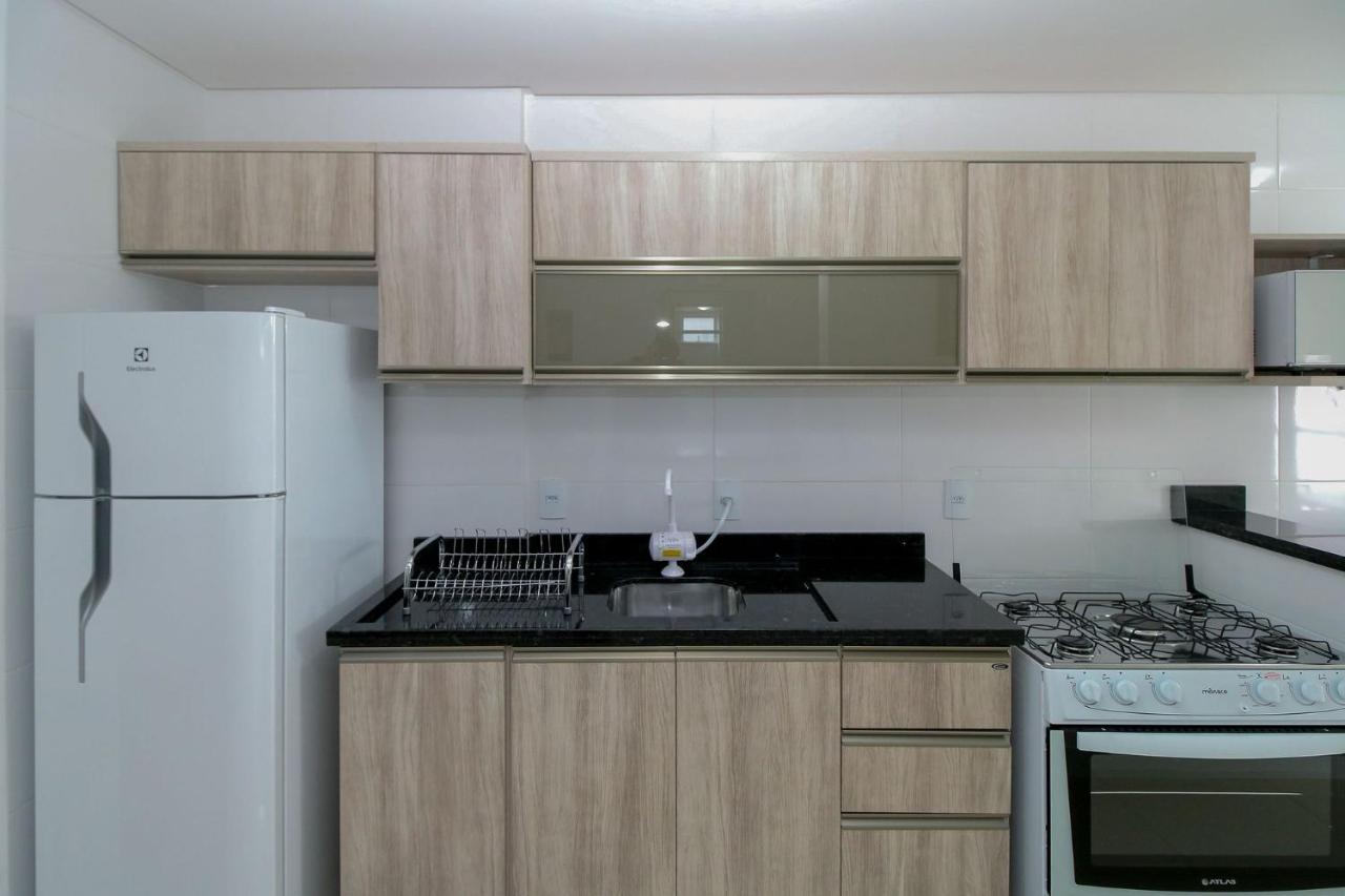 شقة بومبينهاس  في Aluguel Apartamento 2 Quartos Piscina Bombas Sc 419 المظهر الخارجي الصورة