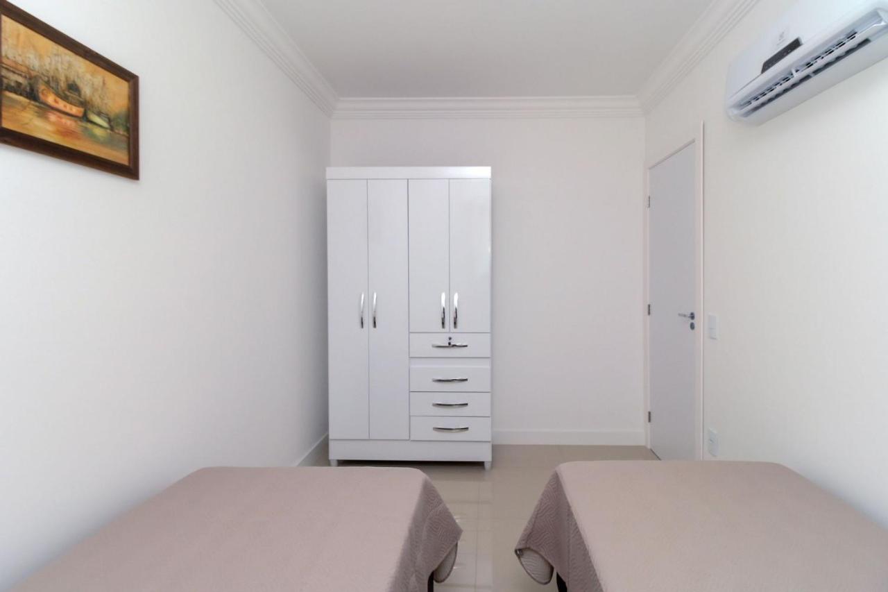 شقة بومبينهاس  في Aluguel Apartamento 2 Quartos Piscina Bombas Sc 419 المظهر الخارجي الصورة